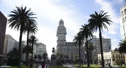 Plaza Independencia en Montevideo