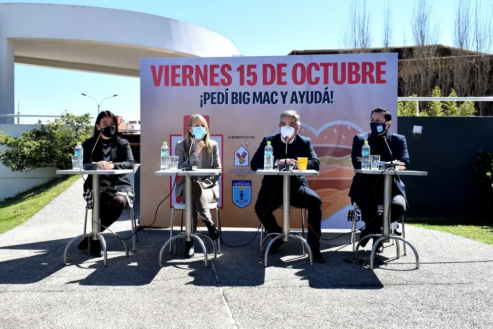 Victoria Lafluf, Sandra Marcos, Ricardo Méndez y Fabricio Patriti