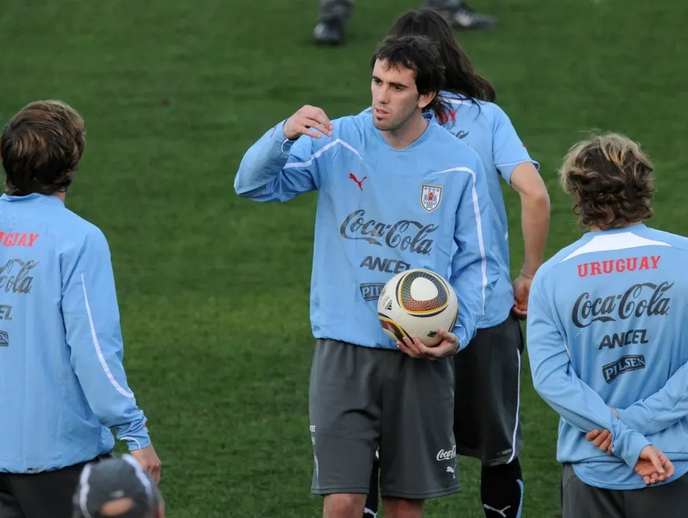 Godín, entrenando con la selección uruguaya