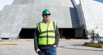 Uri Ivanier, gerente del shopping.