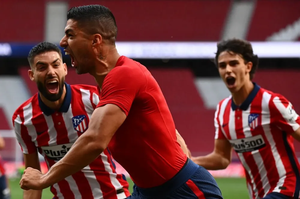 Luis Suárez celebrando el último gol, contra Osasuna