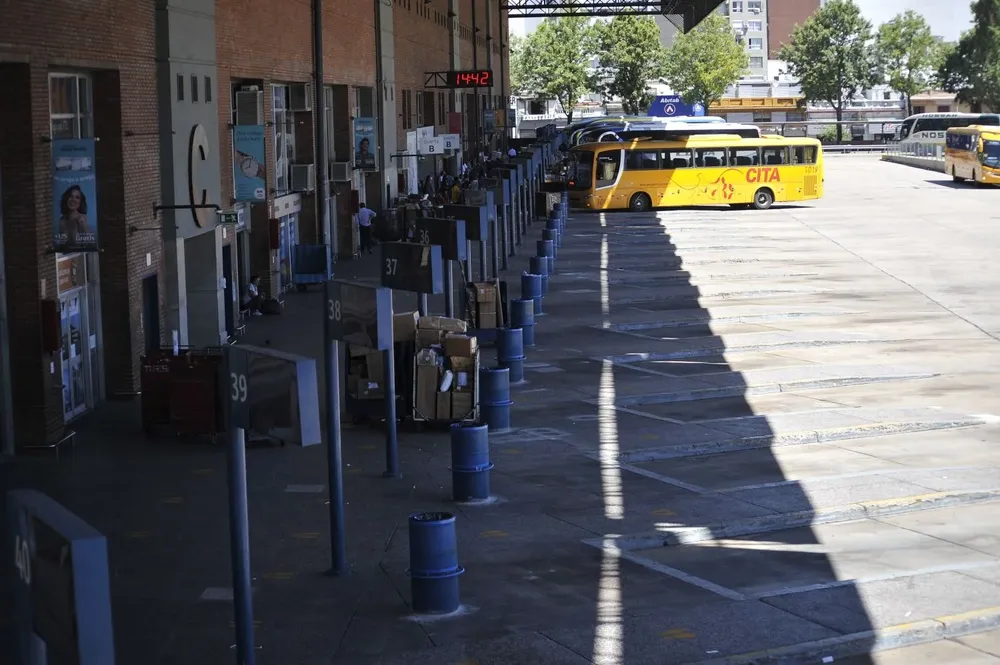 Terminal de ómnibus Tres Cruces