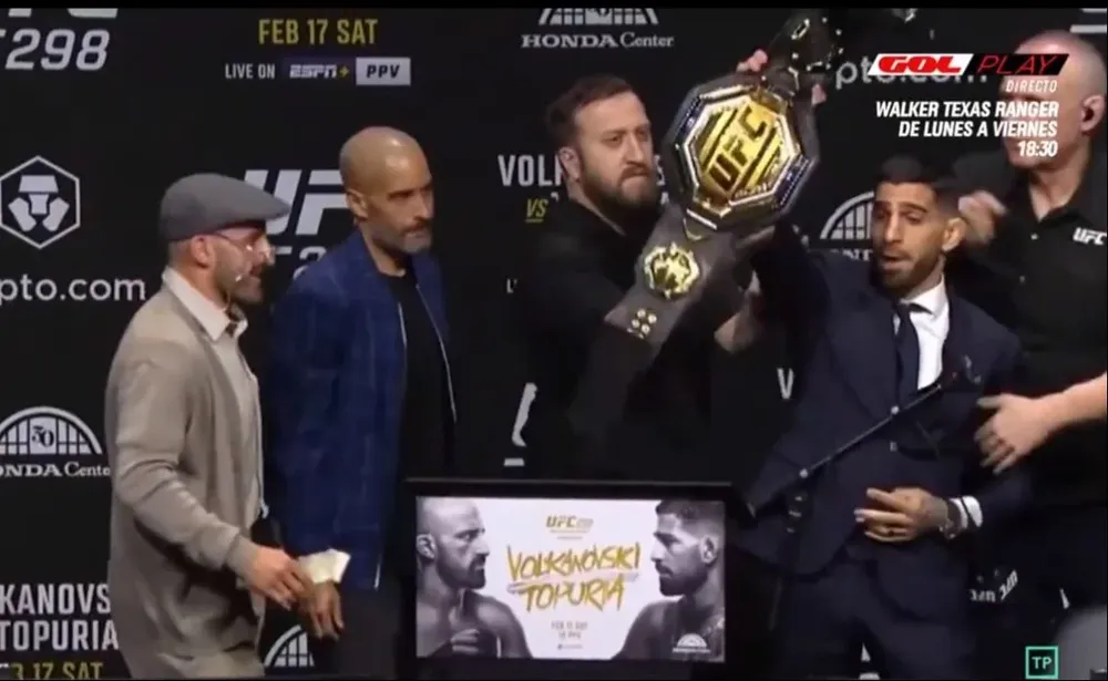 El cruce de Ilia Topuria y Alexander Volkanovski