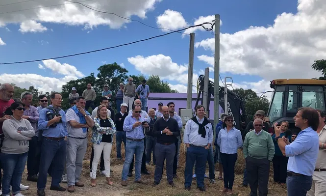 Control de bolsos, cédulas y autos: el planteo de Lacalle Pou para combatir abigeato