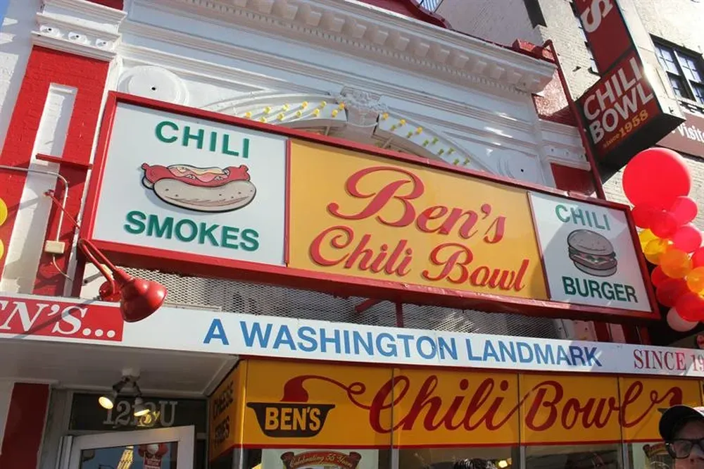 EEUU- El restaurante Chili es el favorito de Bill Cosby y Obama, celebró hoy su 55 aniversario