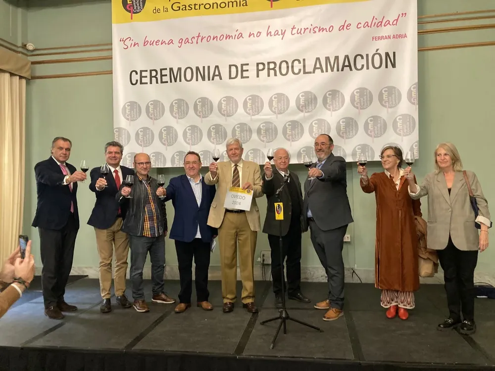 Oviedo, premiada por sus comidas y bebidas.