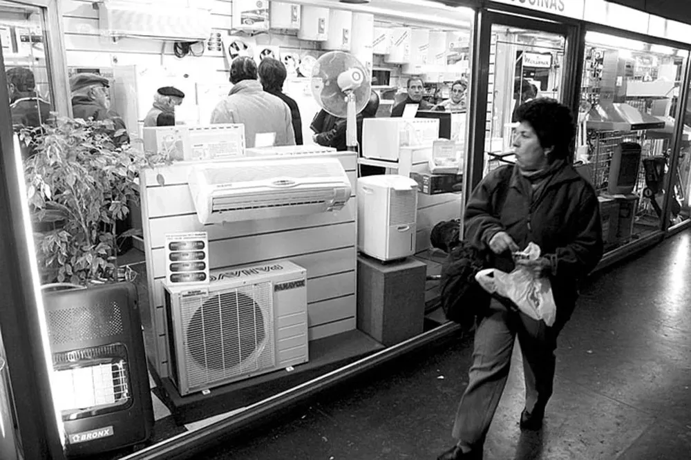 El consumo familiar impulsa el crédito a las familias
