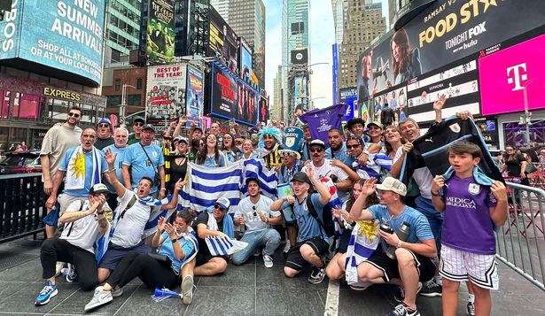 Los hinchas uruguayos coparon Times Square en Nueva York en esta Copa América 2024