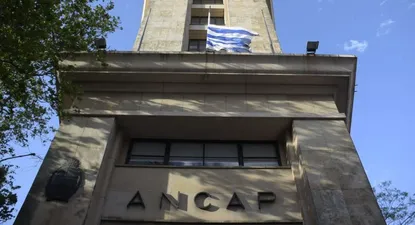 ANCAP profundizó reestructura con la remoción de ocho gerentes