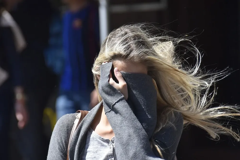 Inumet actualizó la alerta amarilla por vientos fuertes y persistentes