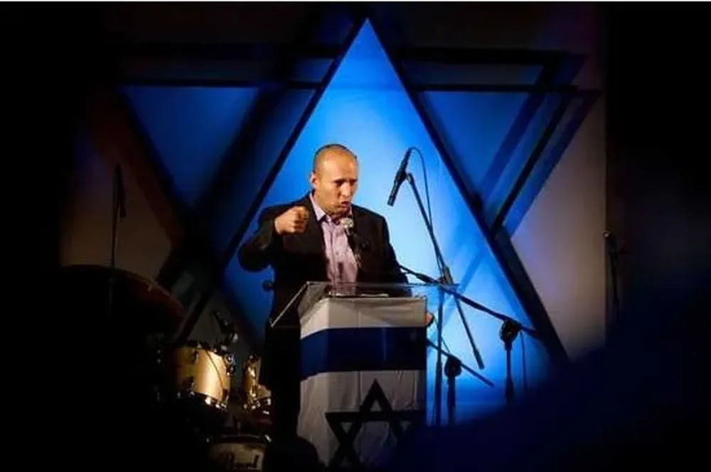 Naftali Bennett arremete de cara a las elecciones del 22 de enero