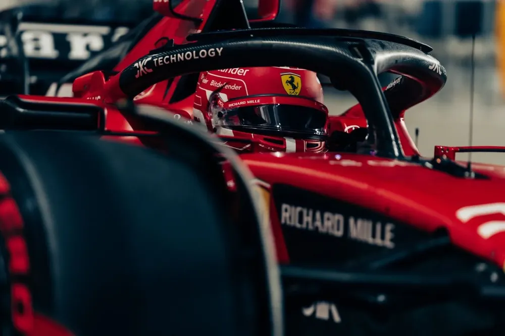 Sainz quedó sexto y Alonso noveno.