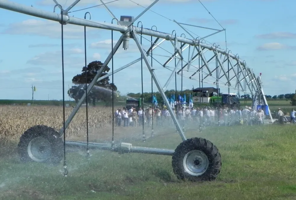 La modificación ley activará una serie de proyectos de riego en el país