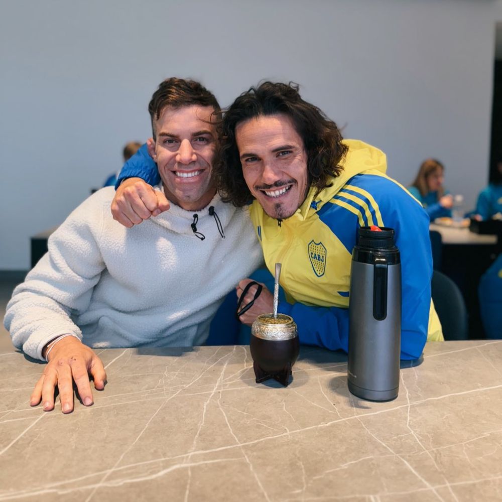 Tonga Reyno y Edinson Cavani en Buenos Aires