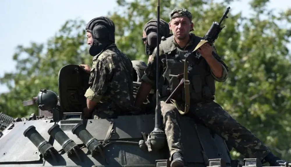 Soldados ucranianos en Mariupol