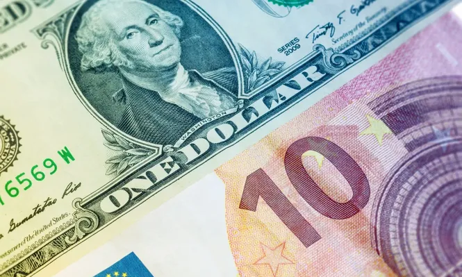 1,08 dólares cada euro