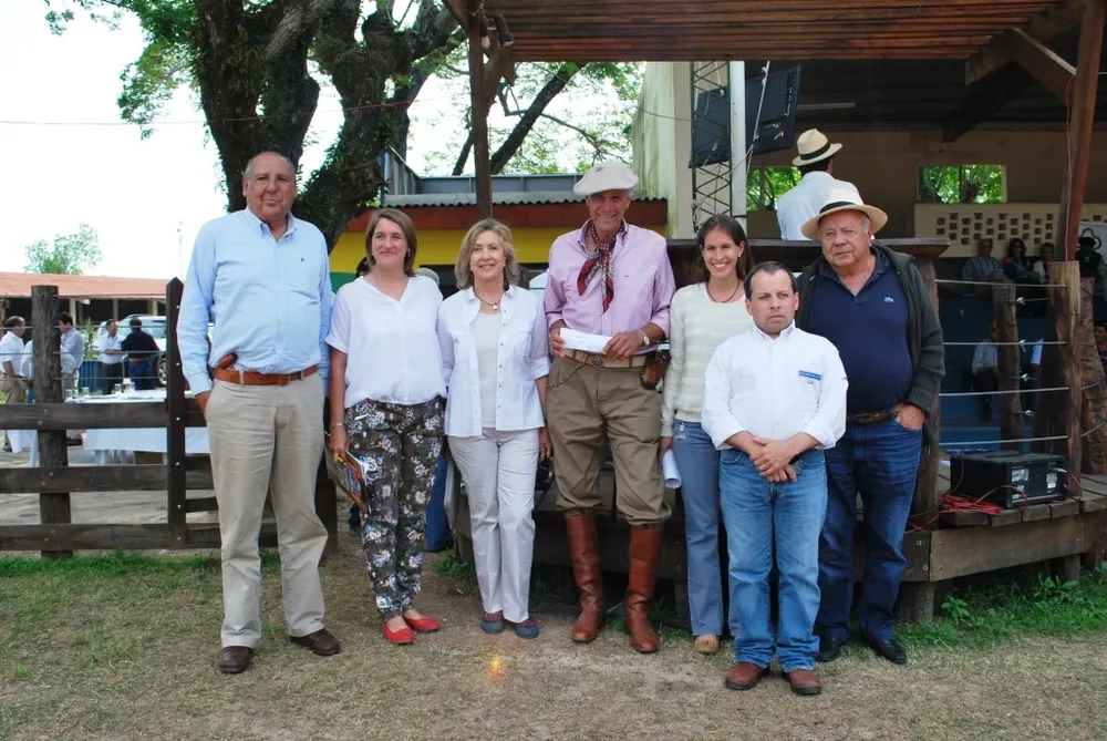 Integrantes de las cabañas y de los escritorios rematadores en Tacuarembó