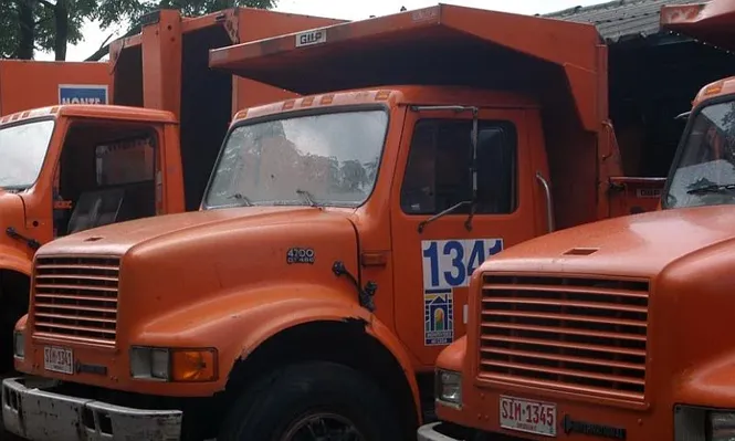 La recolección, en manos de cincuentones “cascoteados”