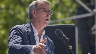 El líder del PP, Alberto Núñez Feijóo, en el acto en la Puerta de Alcalá