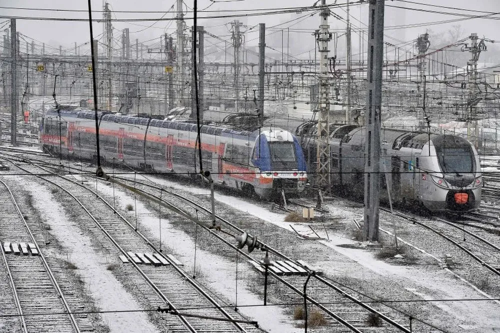 Los drásticos recortes en el servicio afectaron gravemente el tráfico ferroviario entre Francia, Suiza e Italia