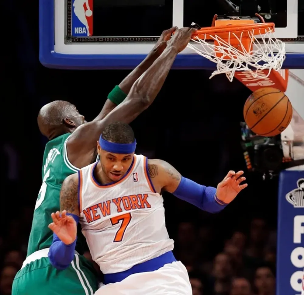 Kevin Garnett y Carmelo Anthony