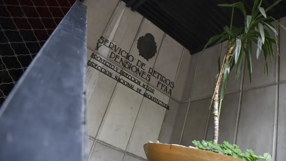 Caja Militar suspendió el pago de pensiones a cuatro exmilitares en el exterior requeridos por violaciones a los derechos humanos