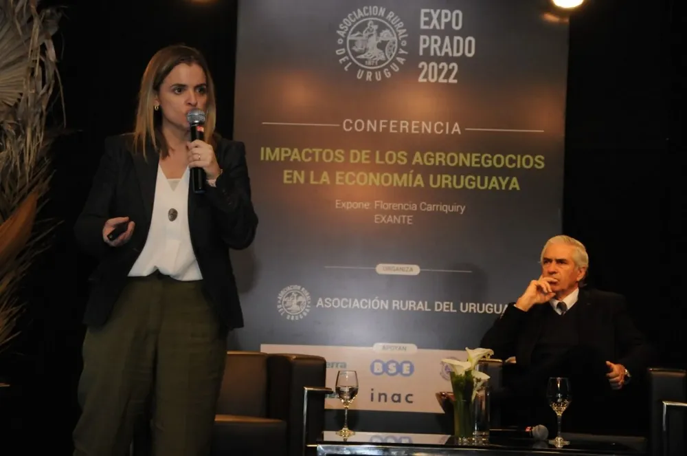 Florencia Carriquiry durante la presentación en la Expo Prado.