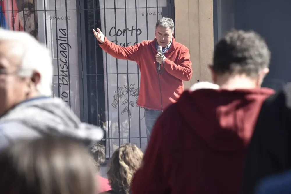 Yamandú Orsi, intendente de Canelones