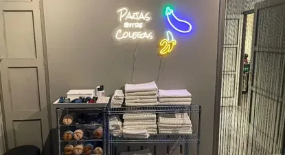 Club Pajas ente colegas