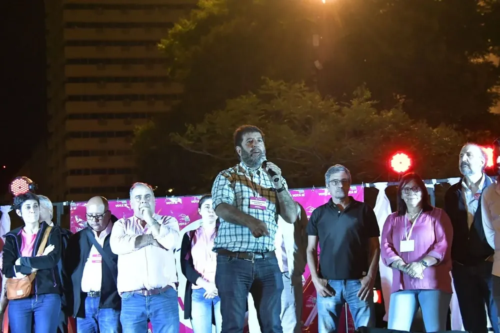 Pereira habló en la explanada de la IM
