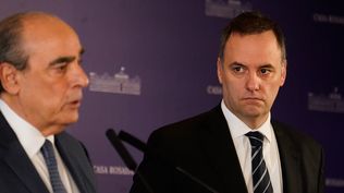 Manuel Adorni reemplaza a Guillermo Francos como jefe de Gabinete tras su renuncia por disputas internas Manuel Adorni reemplaza a Guillermo Francos como jefe de Gabinete tras su renuncia por disputas internas