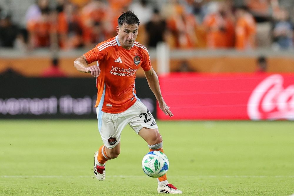 Nicolás Lodeiro en Houston Dynamo Nicolás Lodeiro en Houston Dynamo
