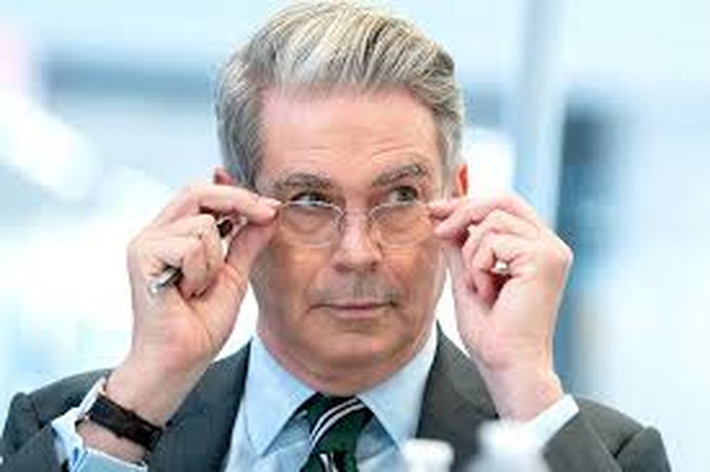 Scott Bessent, el secretario del Tesoro de EE.UU., está furioso con los europeos