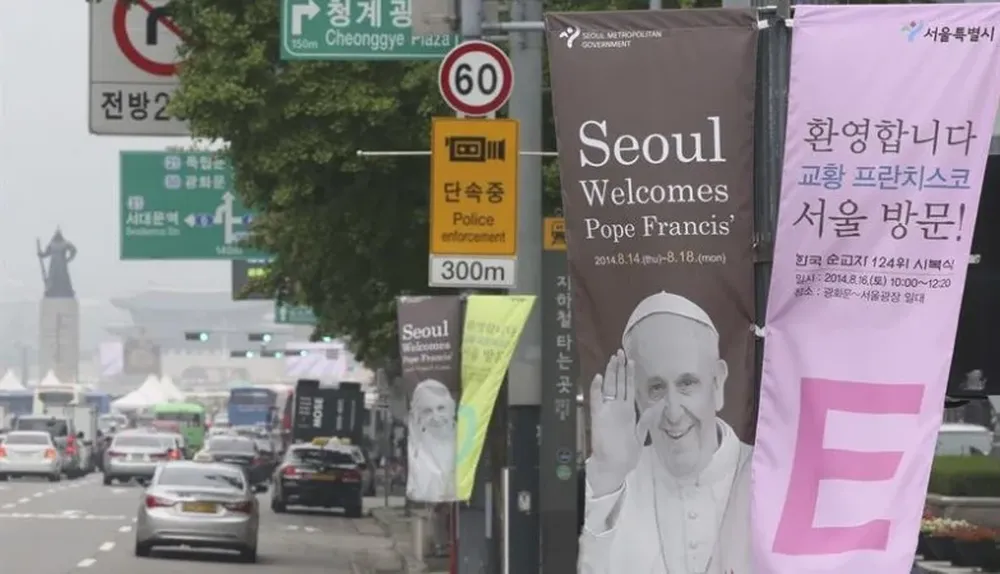 Corea del Sur. Pancartas dan la bienvenida al Papa Francisco en Seúl
