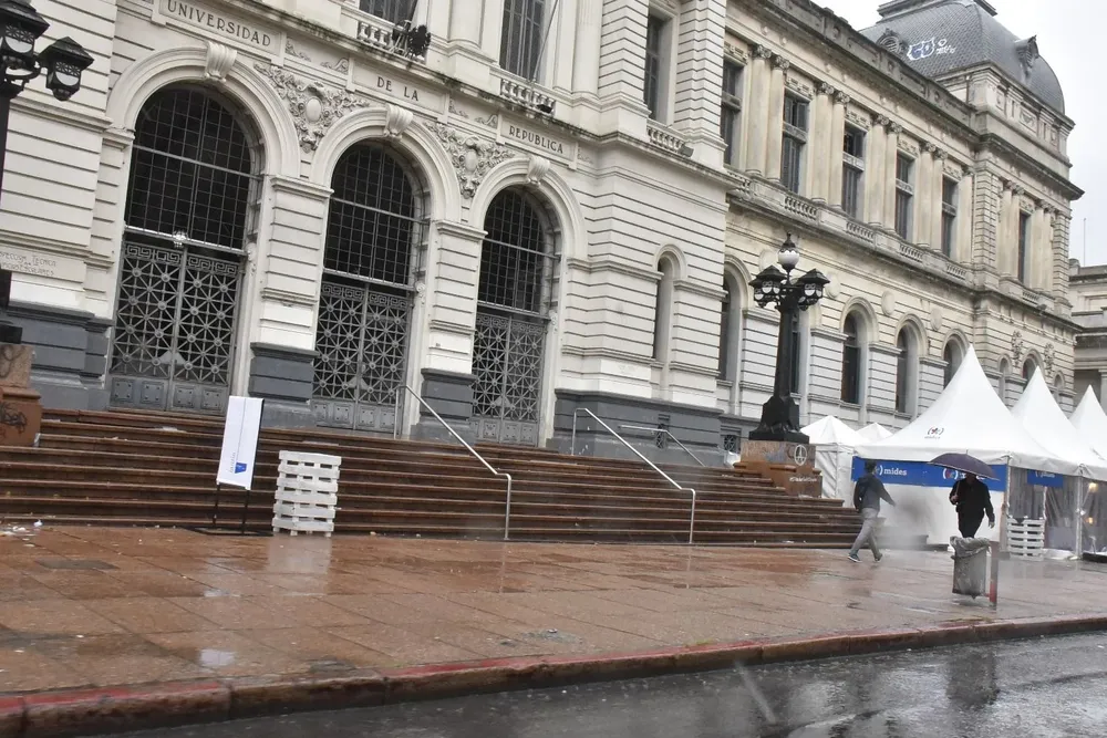 En el CDC no se alcanzaron los 14 votos de 20 para aprobar la destitución del profesor