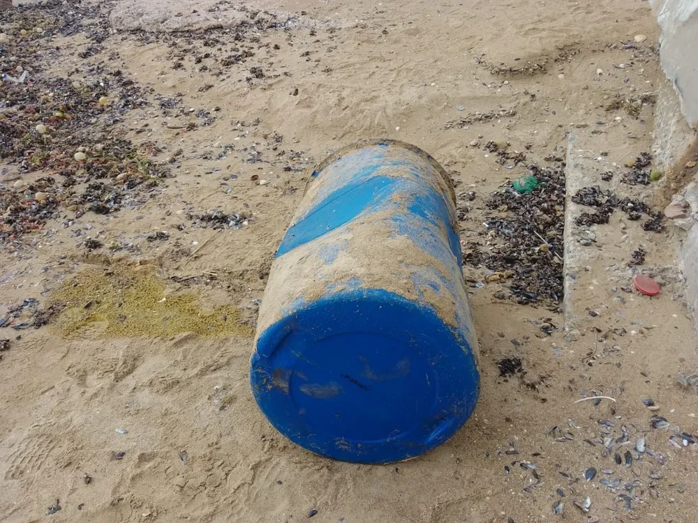 Tarrinas que llegaron a la costa de Punta del Este