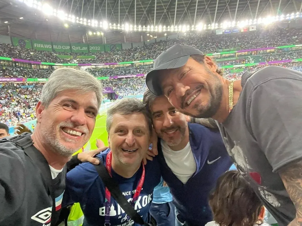 El Chato Prada, Diego Korol, Federico Hoppe y Marcelo Tinelli en el partido de Uruguay