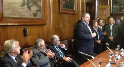 Con elogios y aplausos  a Calloia asumió nuevo directorio del BROU