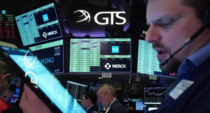 Wall Street se hunde por el miedo al coronavirus