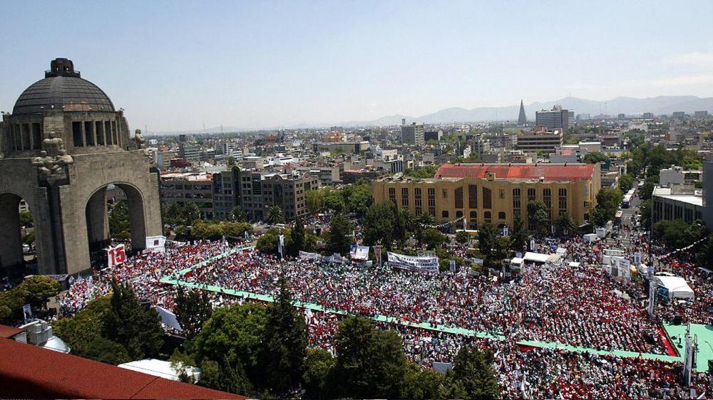 El monumento a la Revolución, en teoría mexicano, en la práctica ha sido un sitio del PRI.