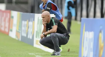 Eduardo Espinel, el DT del líder