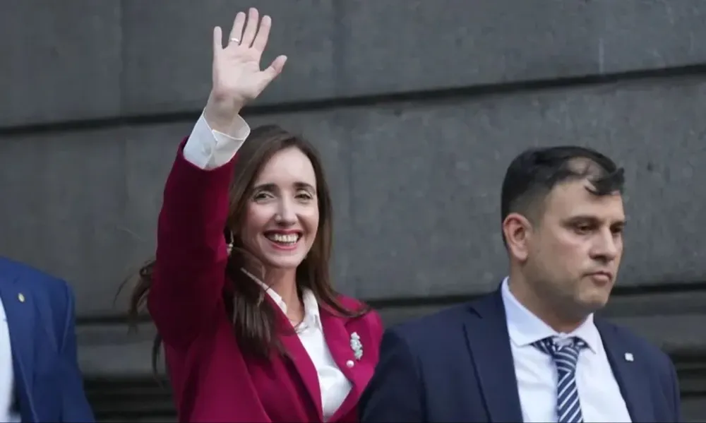 Victoria Villarruel clave para ganar tiempo en el debate por la movilidad jubilatoria.&nbsp;