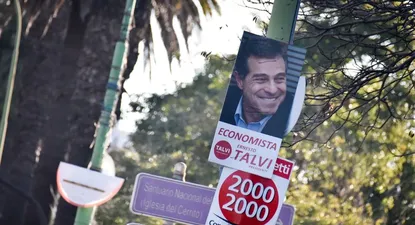 scj confirma condena: colorados deberan pagar $12 millones a la im por carteleria politica