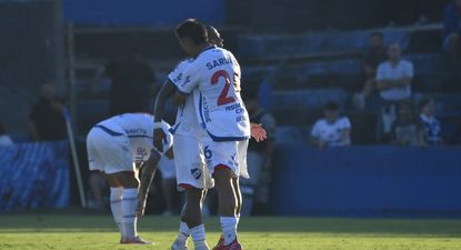 Arady celebra su gol ante Liverpool