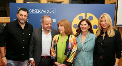 De izquierda a derecha: Gabriel Hochbaum, Fernando Arciniega, Carmen Maura, Calu Cuadrado y Bettina Bulgheroni.