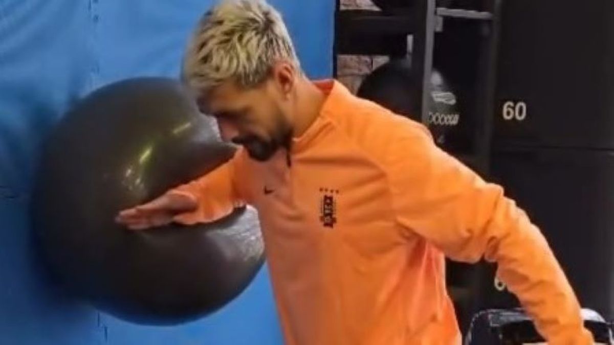 El enorme esfuerzo que hace Giorgian De Arrascaeta para tomar musculatura en su hombro derecho tras su fractura de clavícula, para llegar bien al Mundial 2026; mirá los videos