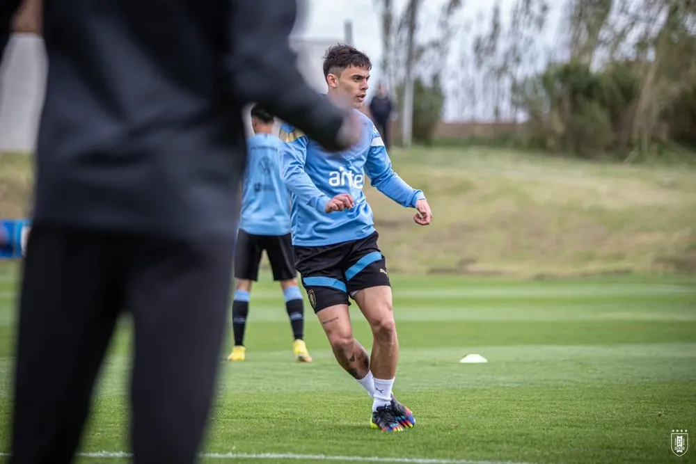 Felipe Carballo con Uruguay