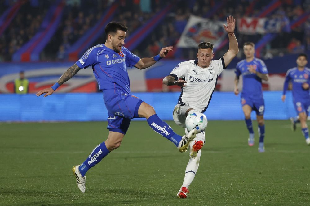 Matías Abaldo ante la U de Chile