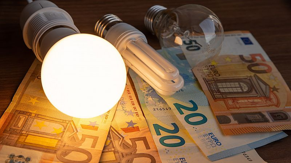 La energía eólica permite la baja en el precio de la luz.