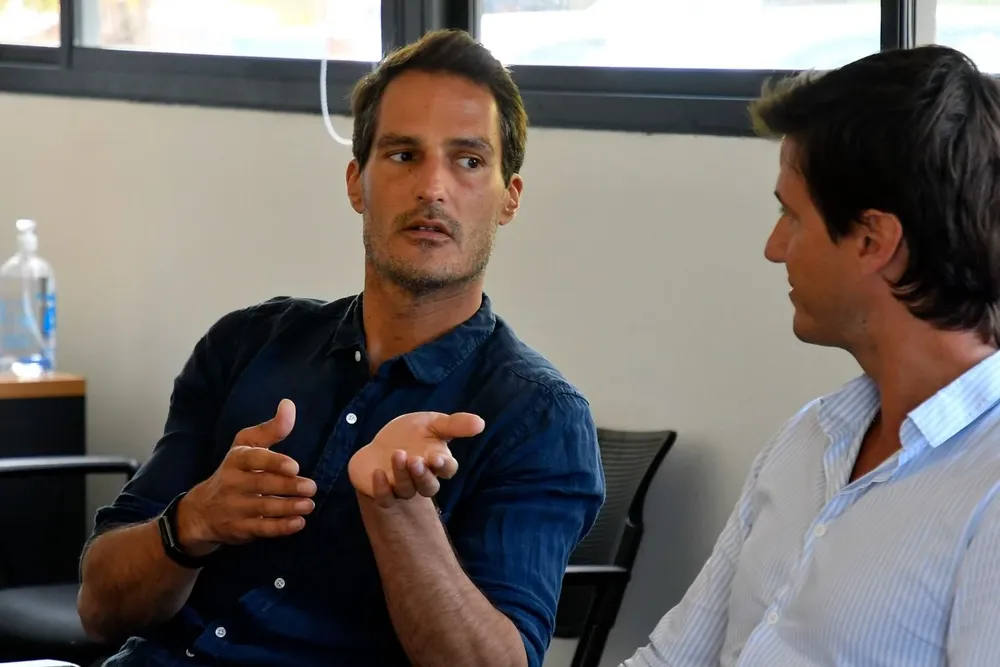 El directivo de Fraunhofer, Mike Letzgus y el CEO de +Colonia, Eduardo Bastitta